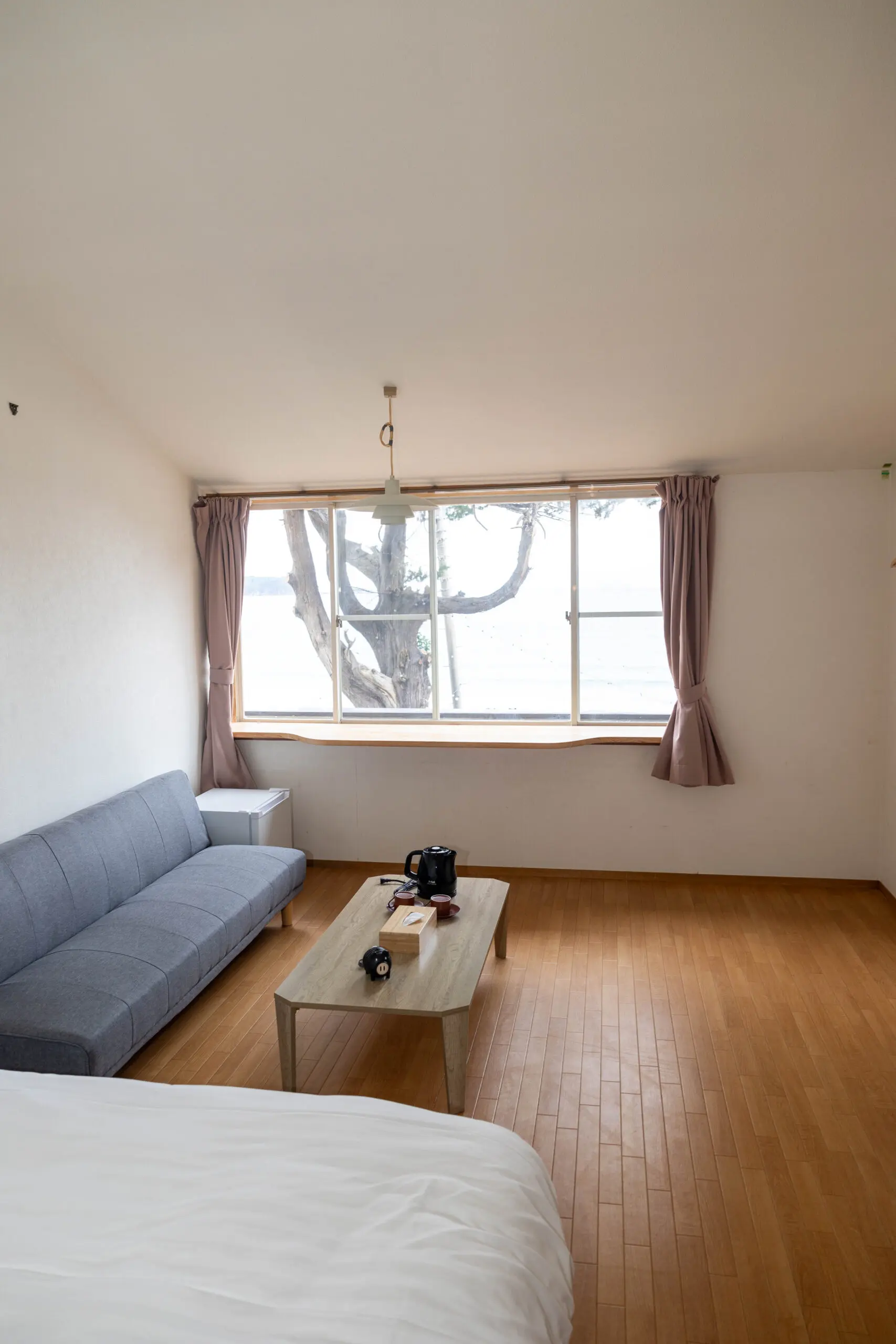 ROOM 202 or 203 TWIN ROOM 2F | Beach Front Seretis｜ビーチフロントセレティス